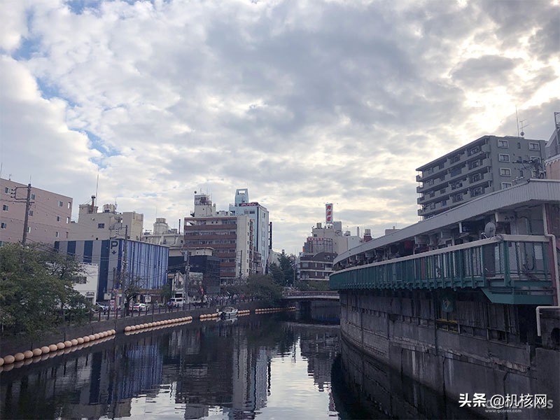 游戏中场景还原,人中之龙7横滨迷宫刷经验