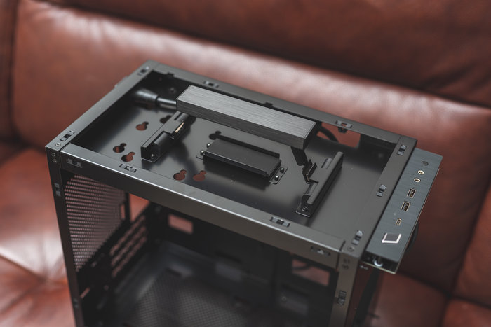 itx顶级主机配置,能提着走的机箱