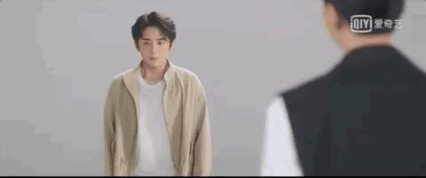 羞耻爆表！这男星演少女太上头，看得我藏在被窝连刷10集