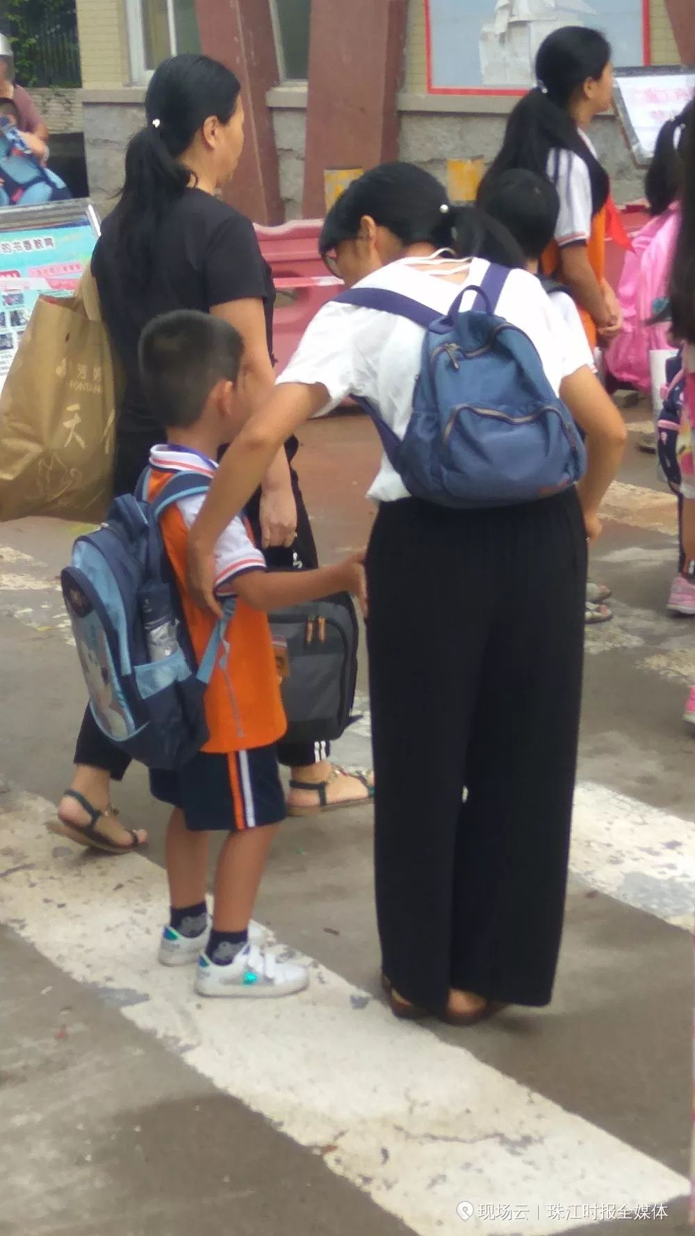 狮山新开的学校,狮山镇新建学校