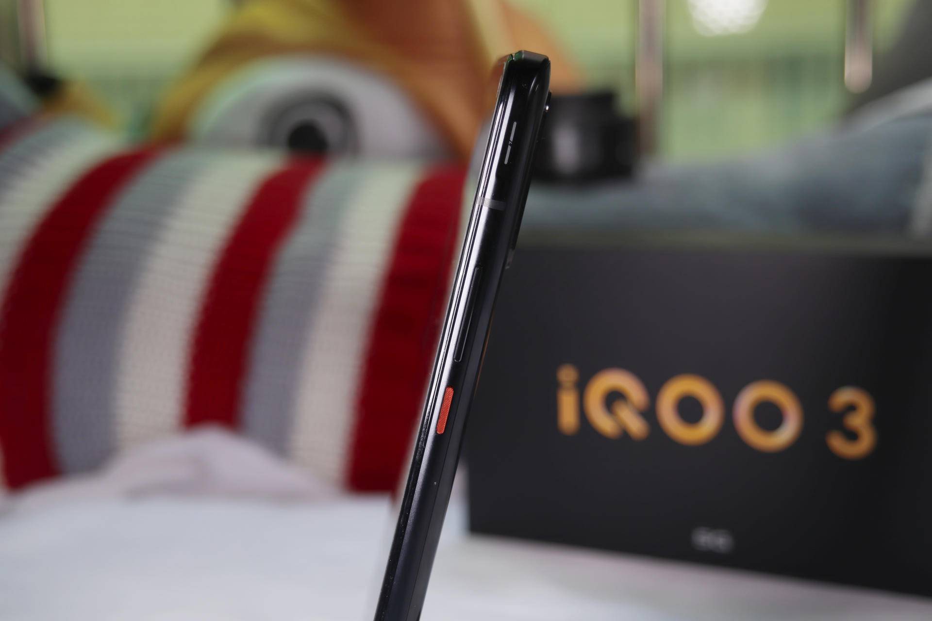 iqoo3手机有什么好性能,iqoo3手机游戏性能详细评测