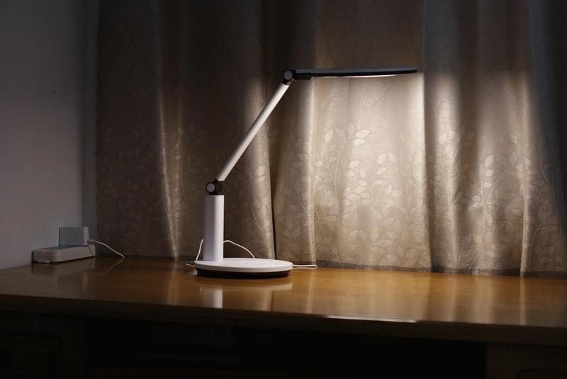 孩视宝智能护眼台灯,好视力和孩视宝台灯测评