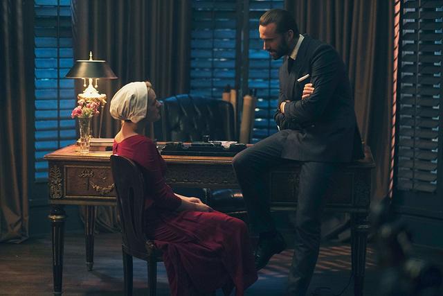 女人成为代孕工具，男女结合成为一种仪式，这部小说太“恐怖”了