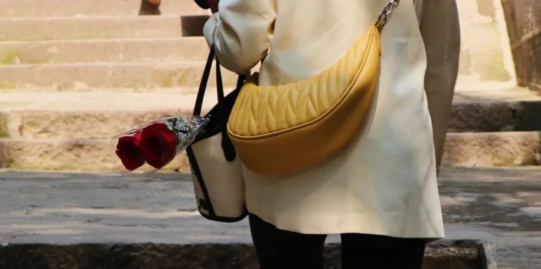 3%的年轻人还在幻想被共情