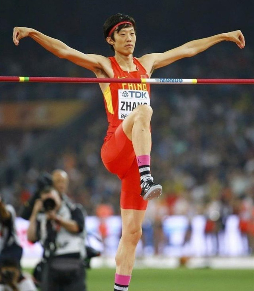 张国伟破朱建华跳高纪录视频,张国伟最好成绩超过朱建华了吗