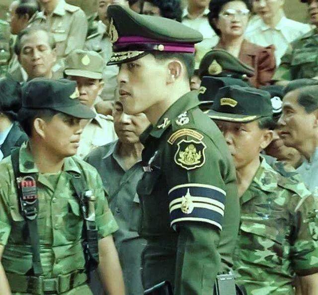 有其母必有其子粤语,泰国国王为什么疼爱小儿子