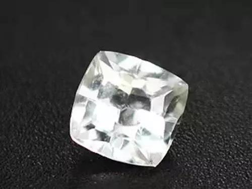 彩色宝石珠宝鉴定自学,彩色珠宝知识大全及讲解