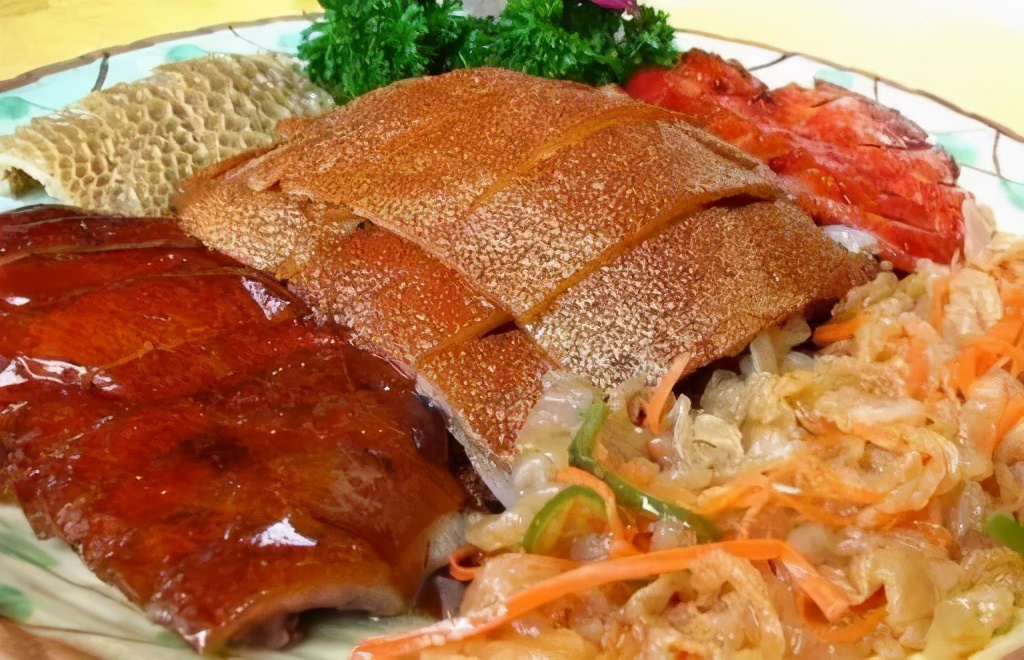 经过扶贫改造后乡村大变样,脱贫攻坚乡村旧貌