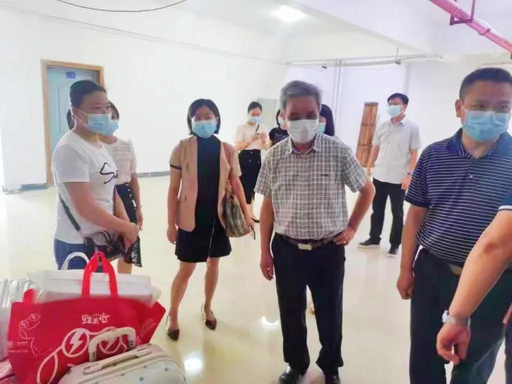 武汉外语外事学院新生,2022年武汉外语外事新生报到