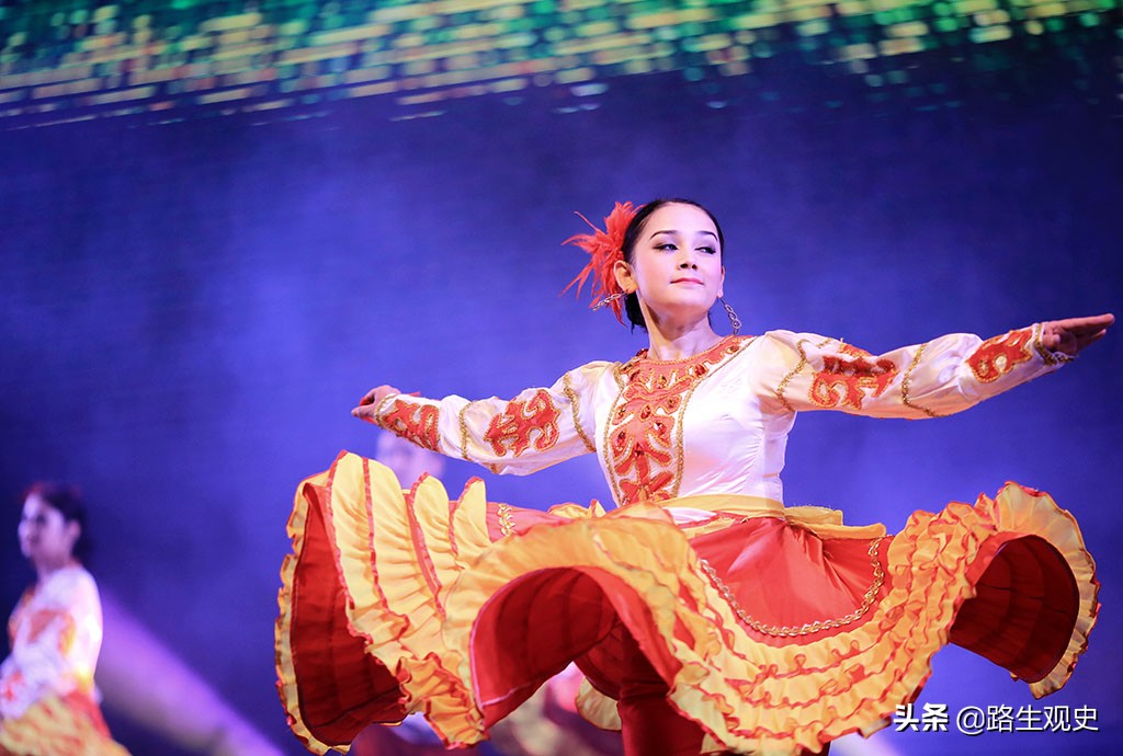 *疆新**各族人民在此人的统治下陷于绝境，1名健壮*奴男**仅售40枚银币