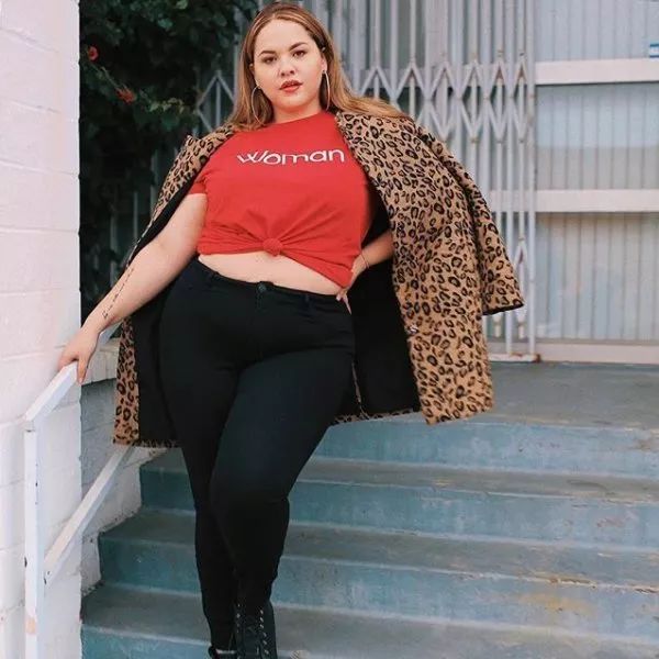 有病吗?出国旅行必逛的居然是国内也有的耐克和HM?