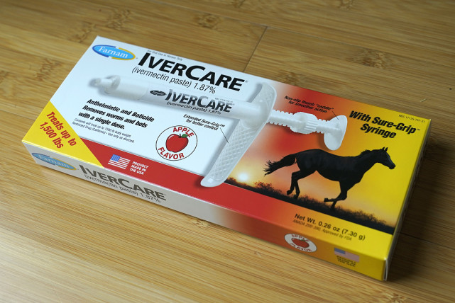 美国反疫苗漫画家声称感染新冠,坚决不去医院,喝甜菜根汁治疗