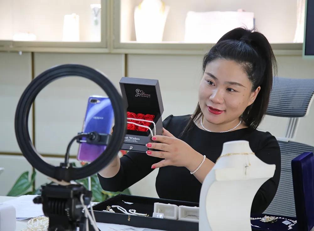 四月发生的事,东城发生的事