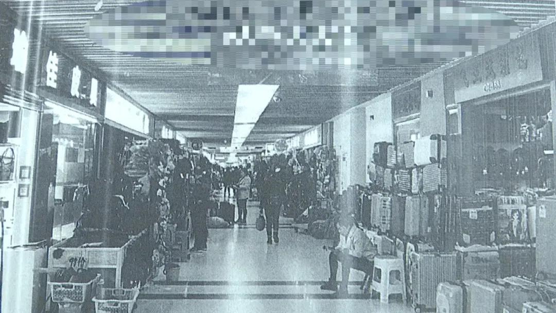 lv起诉侵犯注册商标案例,lv制假售假10万元判刑标准