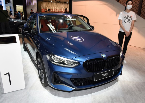 三缸宝马1系值不值得买,宝马1系118运动版1.5t三缸机