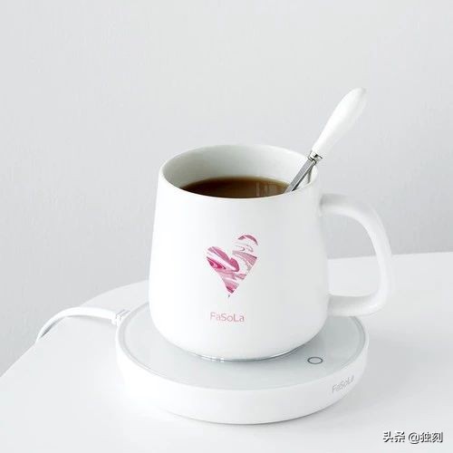 超滋润自制润唇膏,润唇膏DIY工具