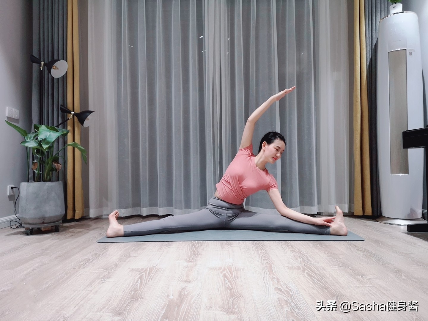 这些瑜伽动作改善你的内分泌系统，让你更容易瘦