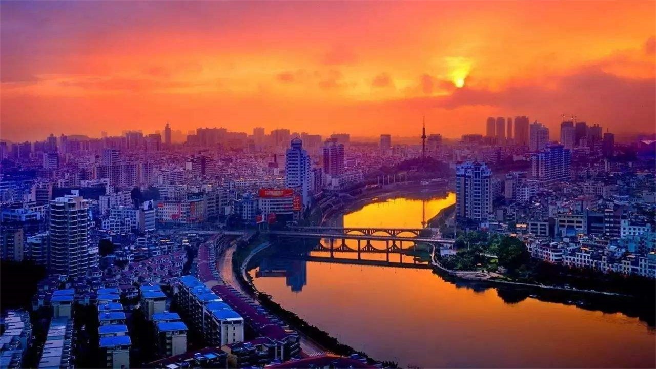 广东河源挖出1.7吨的黄金吗,广东河源今日黄金价值