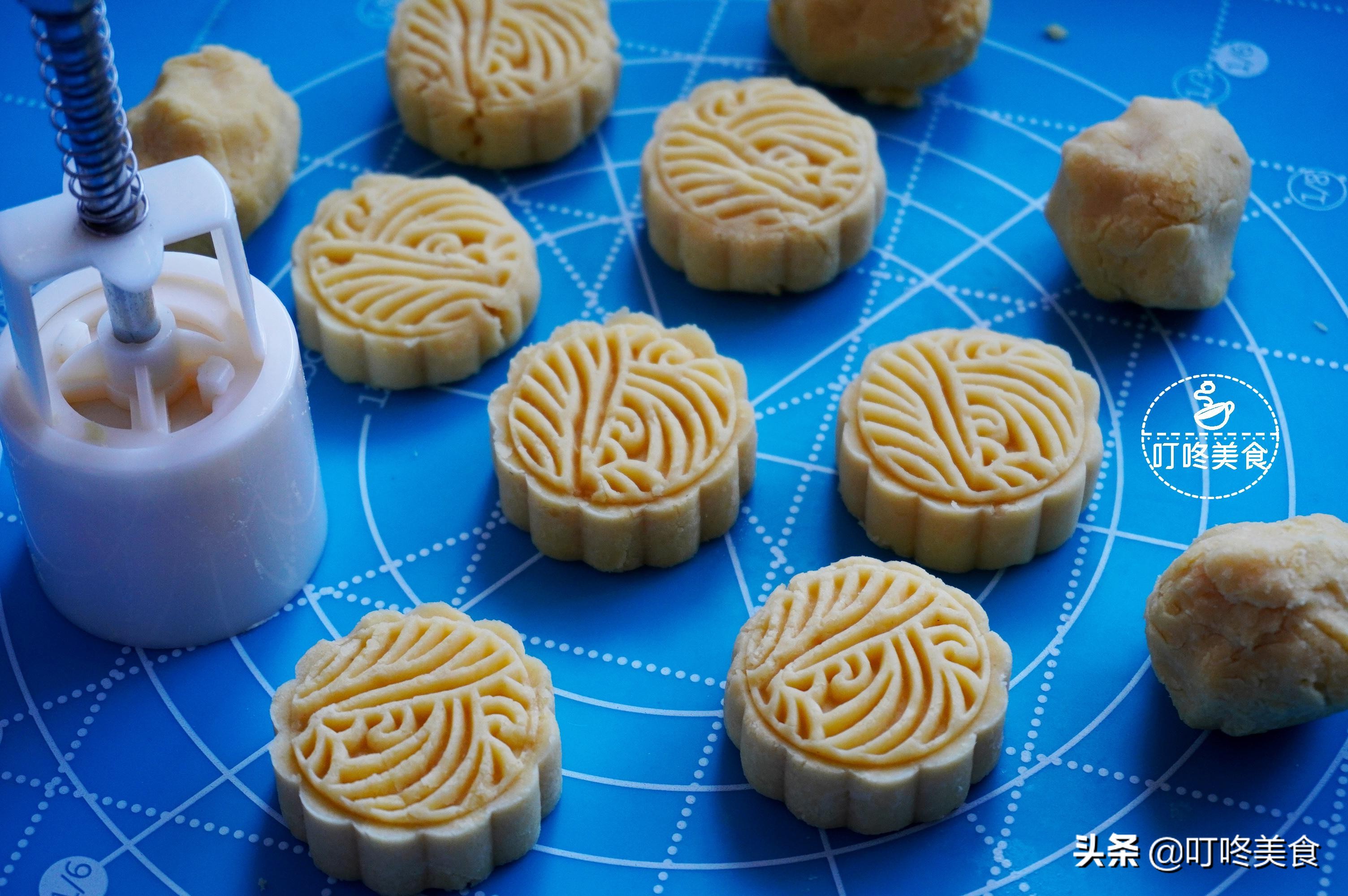 想吃绿豆糕不用买了，教你超简单的自制方法，香甜细腻，0添加剂