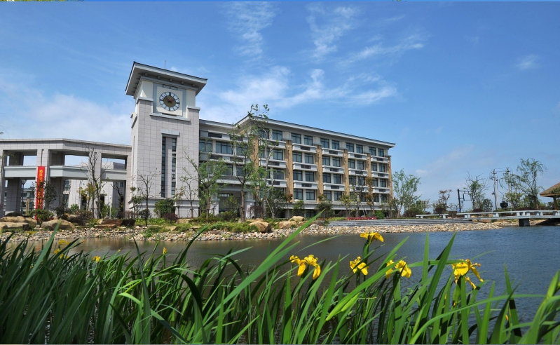 这个实验室，很不一样！杭州第十四中学化学吊装实验室赏析