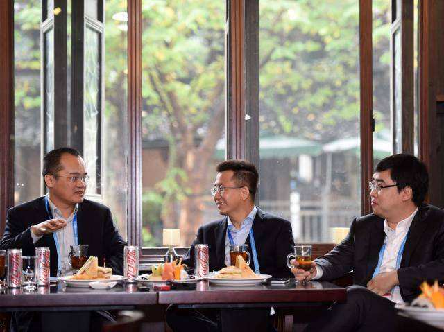 美团和滴滴的“跨行打劫”能否走向合并