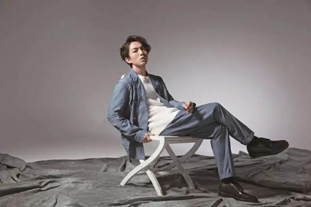 一首适合一个人静静聆听的歌,10首适合一个人听的歌