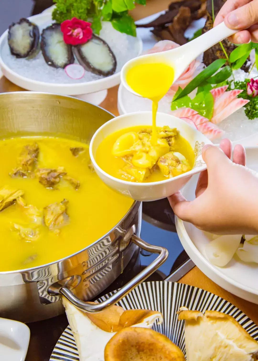 香港米其林花胶鸡,香港城花胶鸡