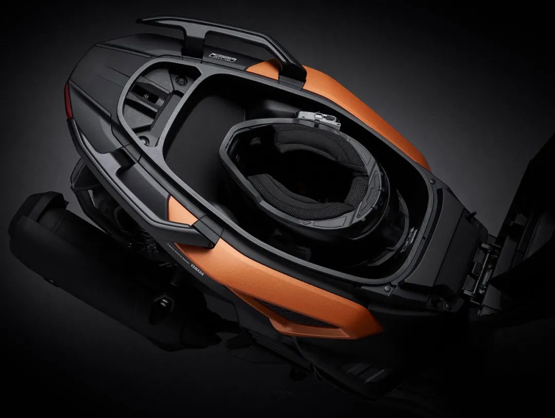 雅马哈force155二代,雅马哈force155爆改