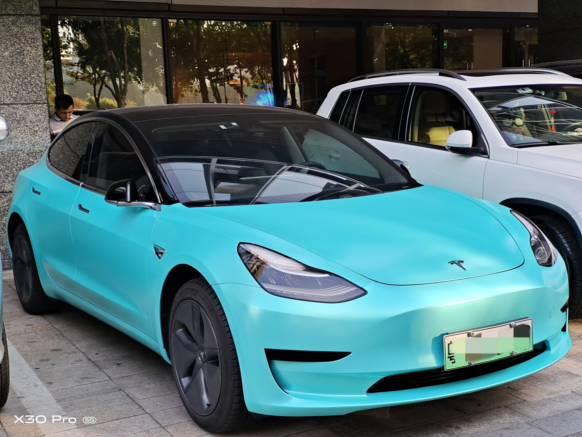 vivox30pro搭载三星5g芯片980,vivox30pro是第一款5g手机