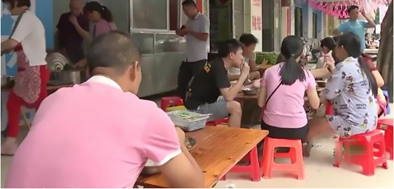 创业养鹅投资700万,年轻的回乡创业者养鹅