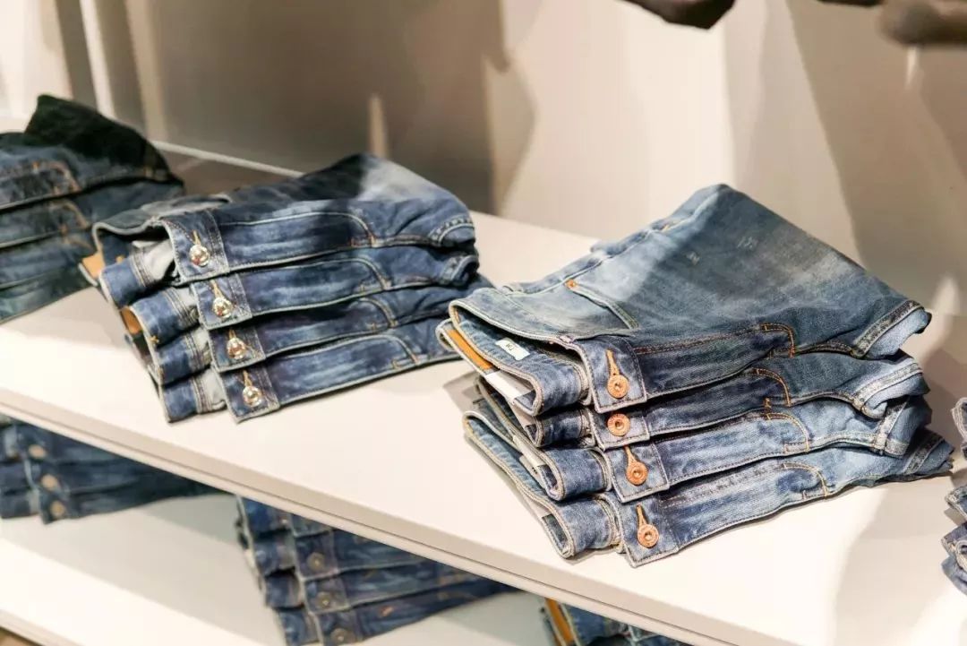 现代年轻人消费观只买吃的,当代年轻人消费观太真实了