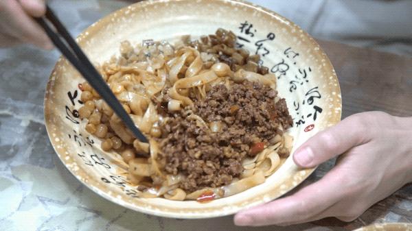 恰了17家湖南米粉，拼出这张上海嘬粉地图（上）