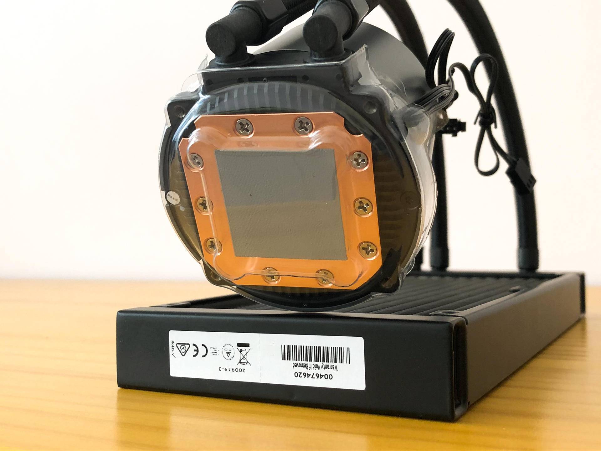 水冷散热器比风冷散热器贵多少,九州风神堡垒240v2cpu水冷散热器