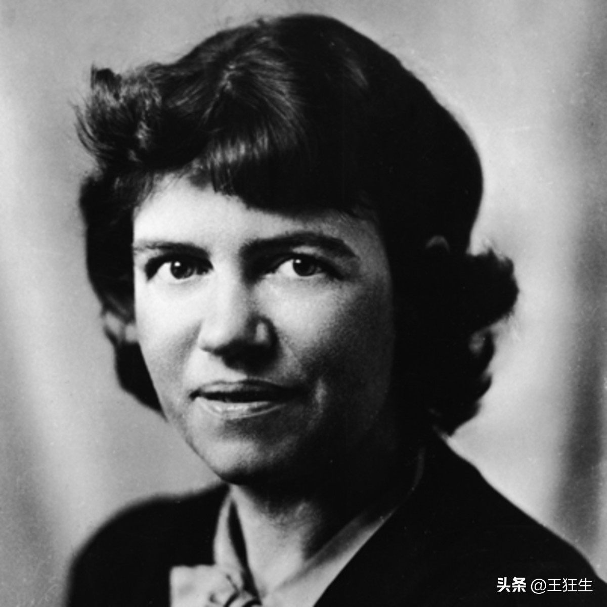 Blinkist性别教育：《她/他/Ta们/我》