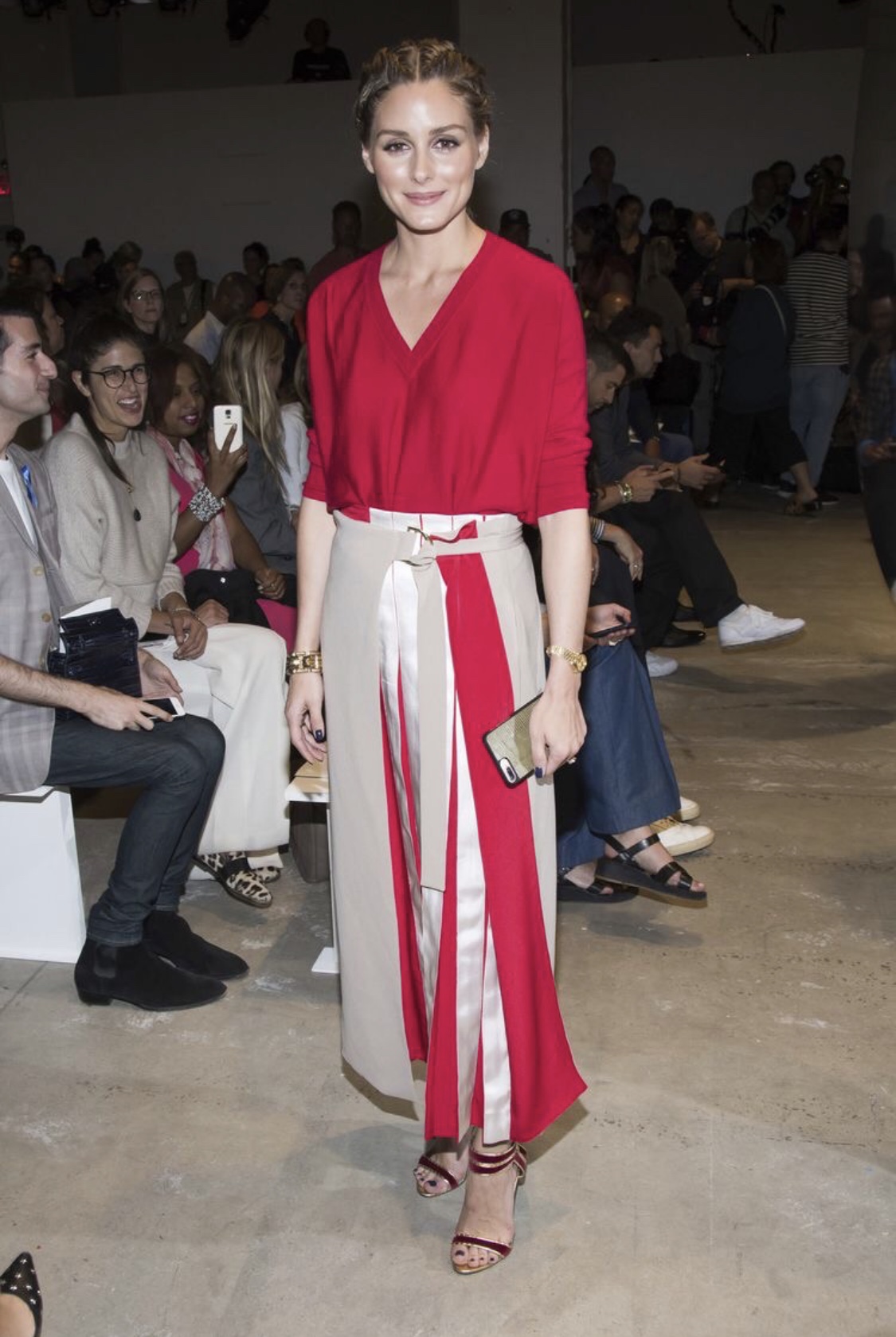 夏天洋气女士半裙显瘦气质,夏天时尚气质链条高腰半裙