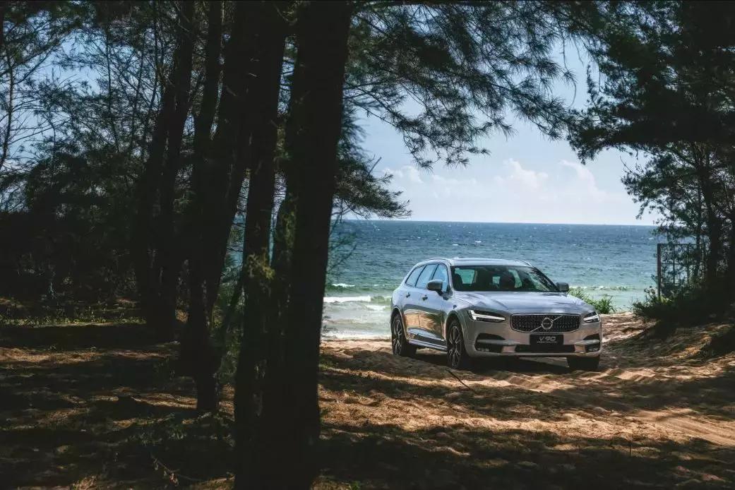 沃尔沃v90cc智远版,沃尔沃v90crosscountry