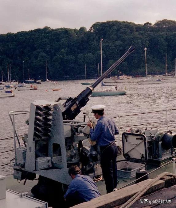 ak47和榴弹炮,ak47的火炮