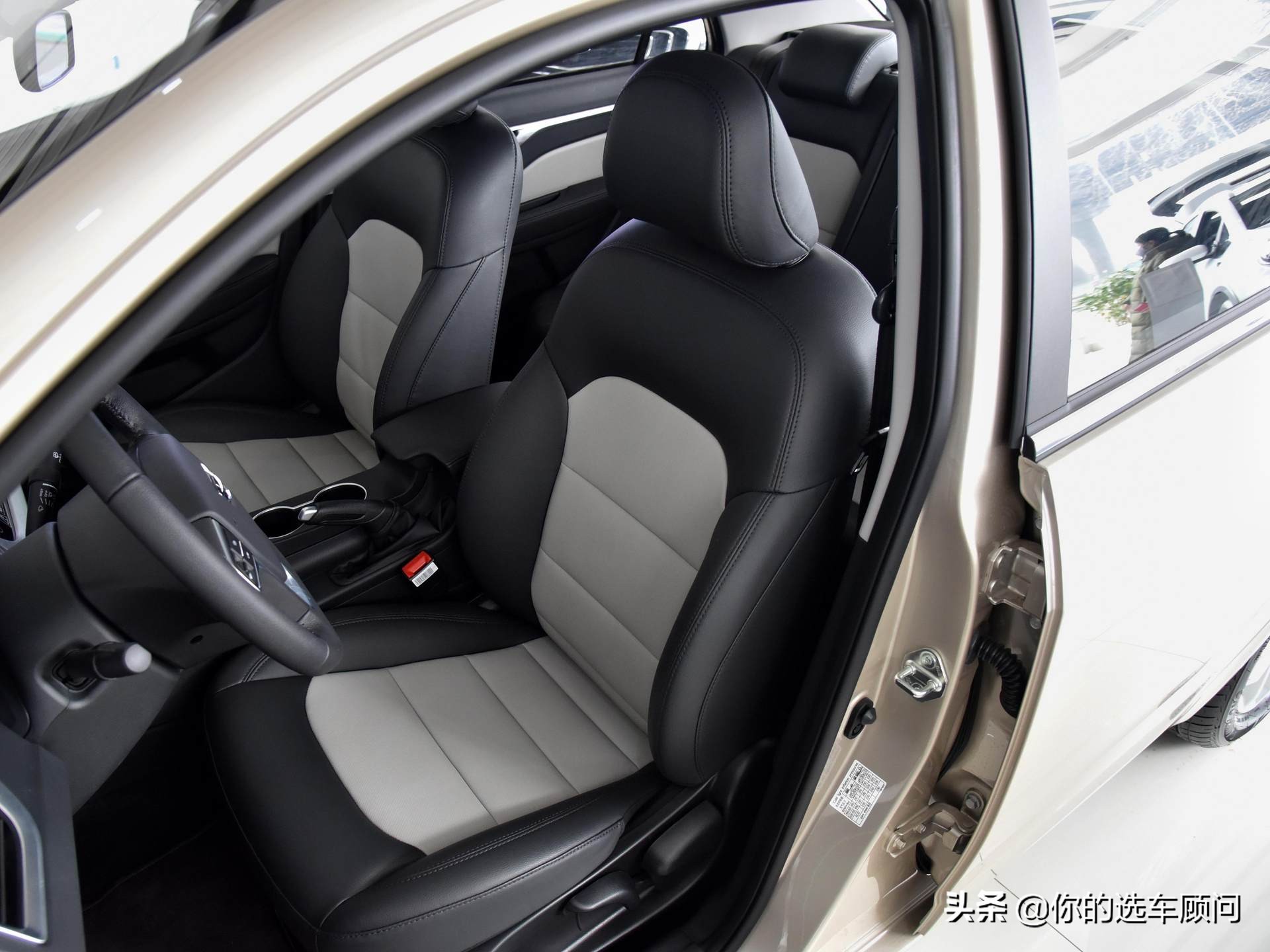 吉利远景18款自动挡值不值得买,6.1l100km油耗算高吗