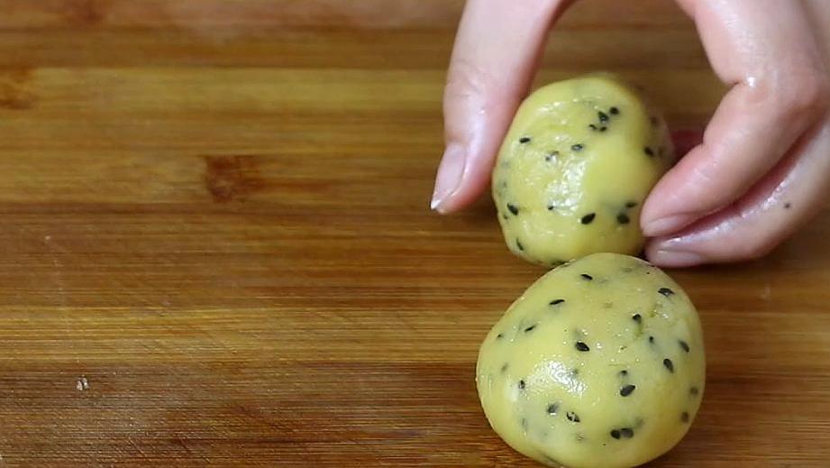 小桃酥酥脆香甜全家都爱吃,想吃桃酥去哪里买