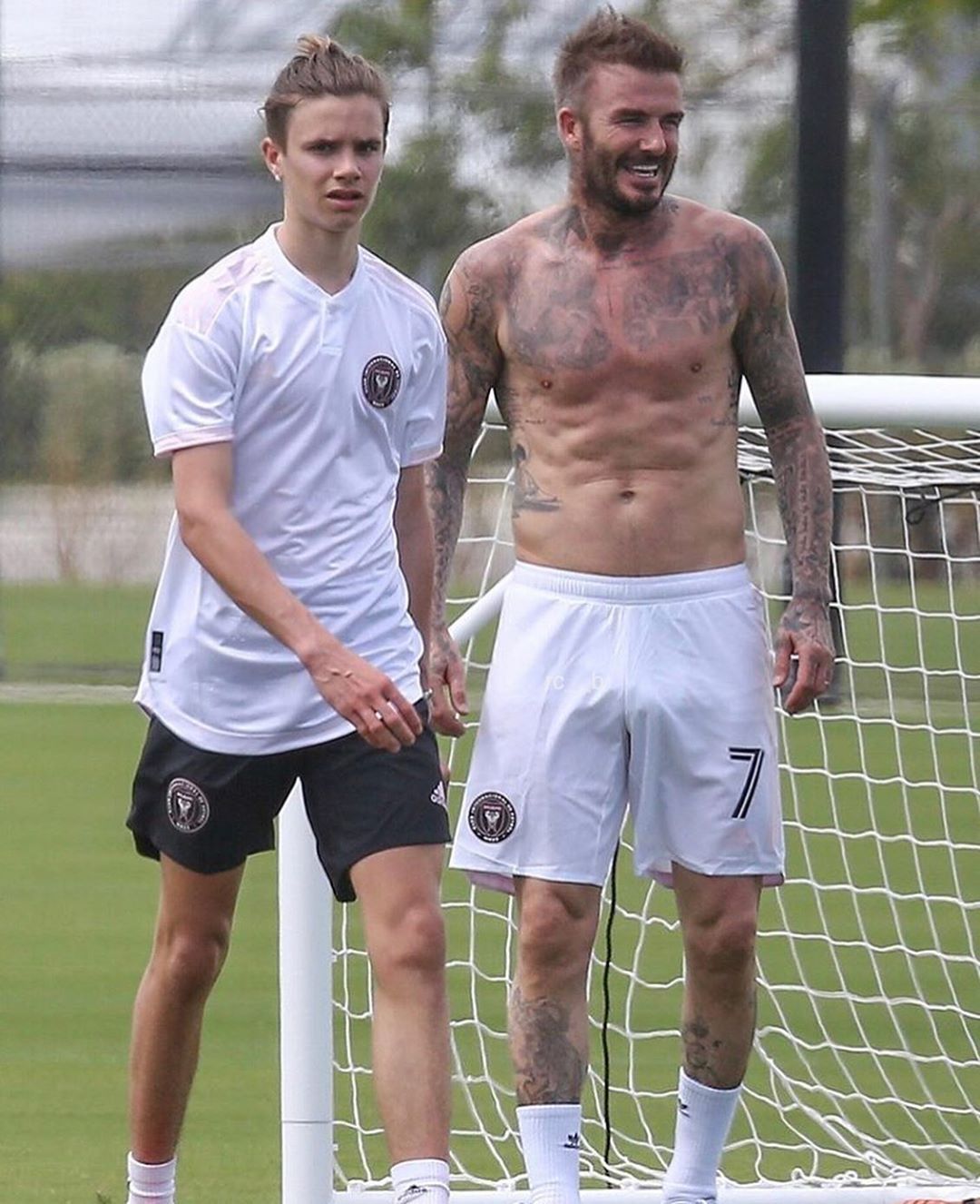 贝克汉姆小贝高光集锦,小贝露腹肌