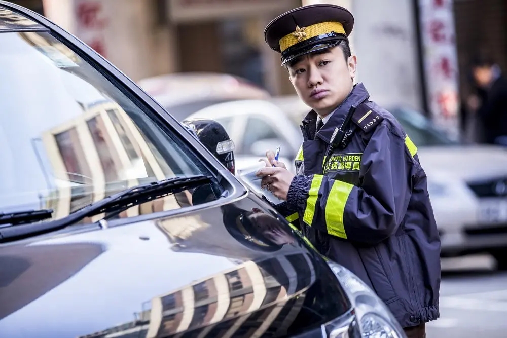 《肥龙过江》熟脸多,只认识客串的王祖蓝,你认出僵尸道长了吗?