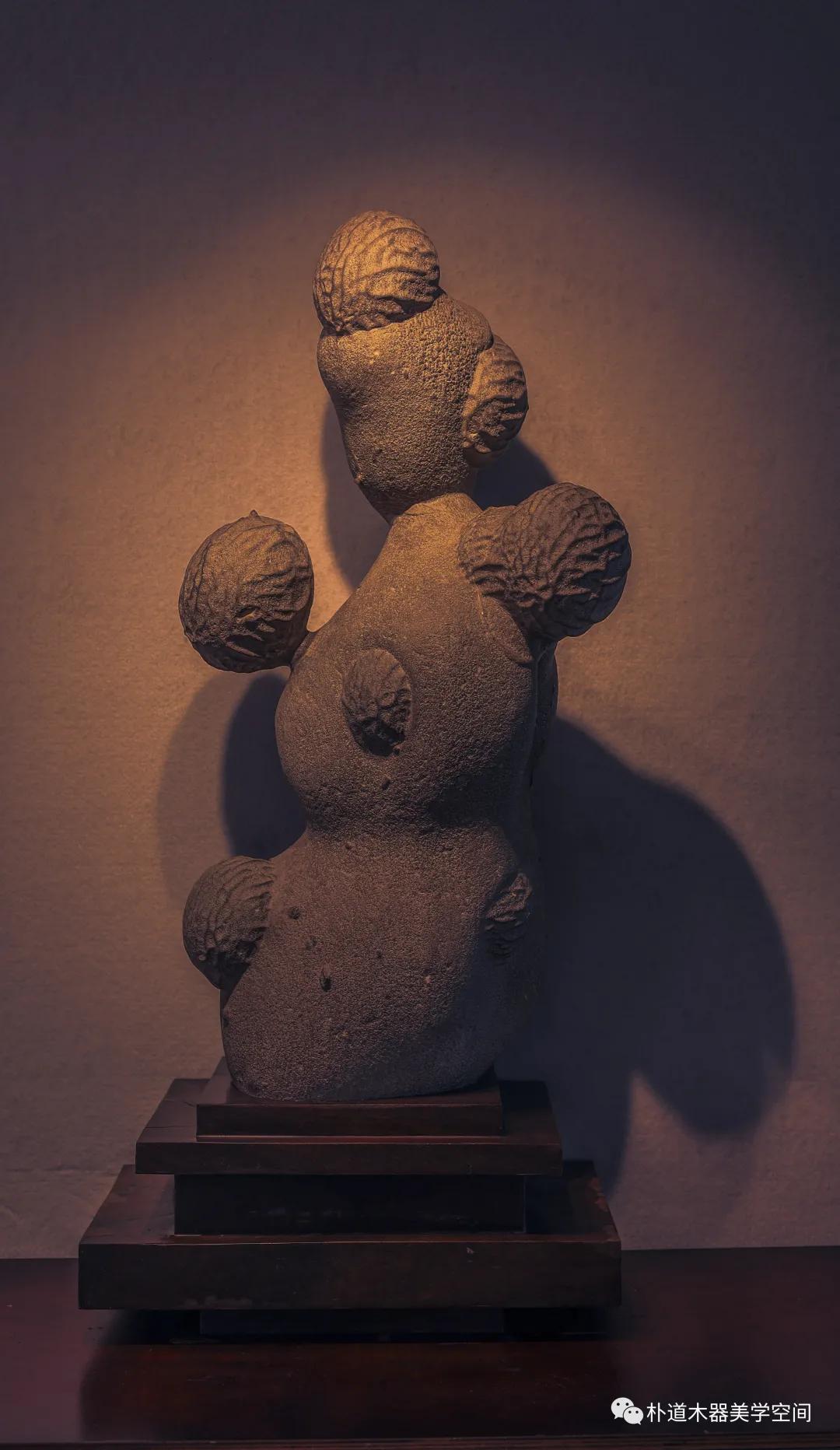 石小乾坤大,石小乾坤大天然灵气多出处