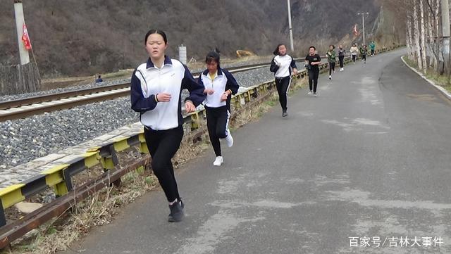 鎶氭澗鍘夸粰浜烘ˉ涓,鎶氭澗浠欎汉妗ラ晣涓