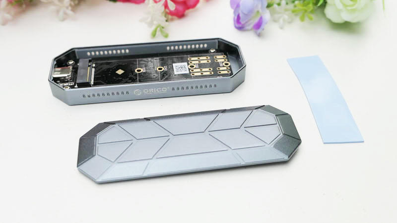 狂野飙速,orico炫彩硬盘盒