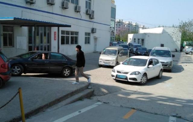 新车不满6年免检漏审了,新车6年免检但是被罚了