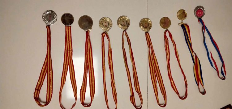 娌堥槼闆峰垰鏁欑粌鏄皝,闆峰垰鏁欑粌