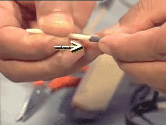 穷人的乐高什么样？印度大佬用垃圾做的玩具，火了