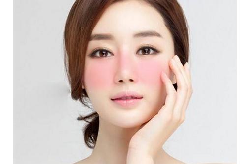 混油敏感肌最佳护肤方法,改善红血丝敏感肌的护肤产品