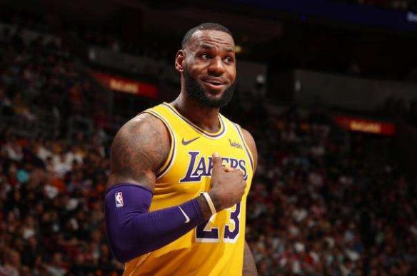 詹姆斯被侵权?有商家用他的名字和形象宣传Taco,不少球迷购买