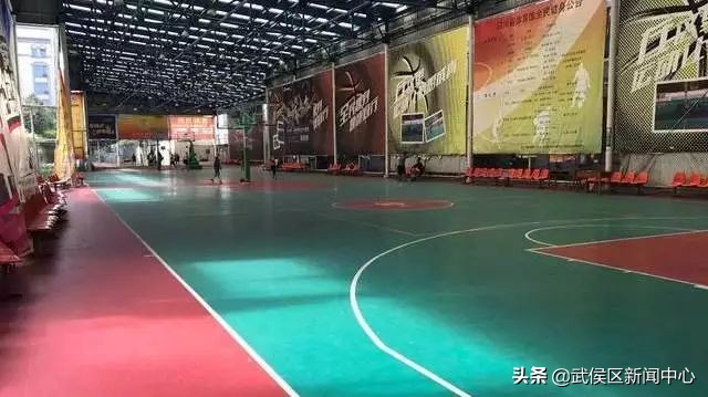 公共运动场地,成都室内大型运动场地